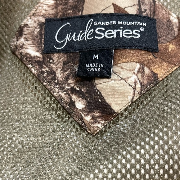Like new Gander Mountain guide series, hooded waterproof jacket - Picture 3 of 8